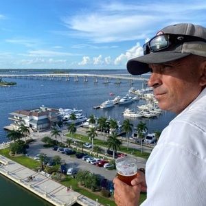 Meet your Posher, Joe